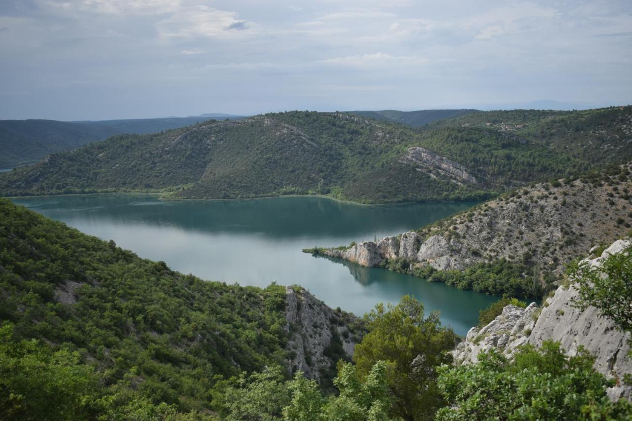 Hotel Matanovi Dvori-Krka National Park à Lozovac Extérieur photo