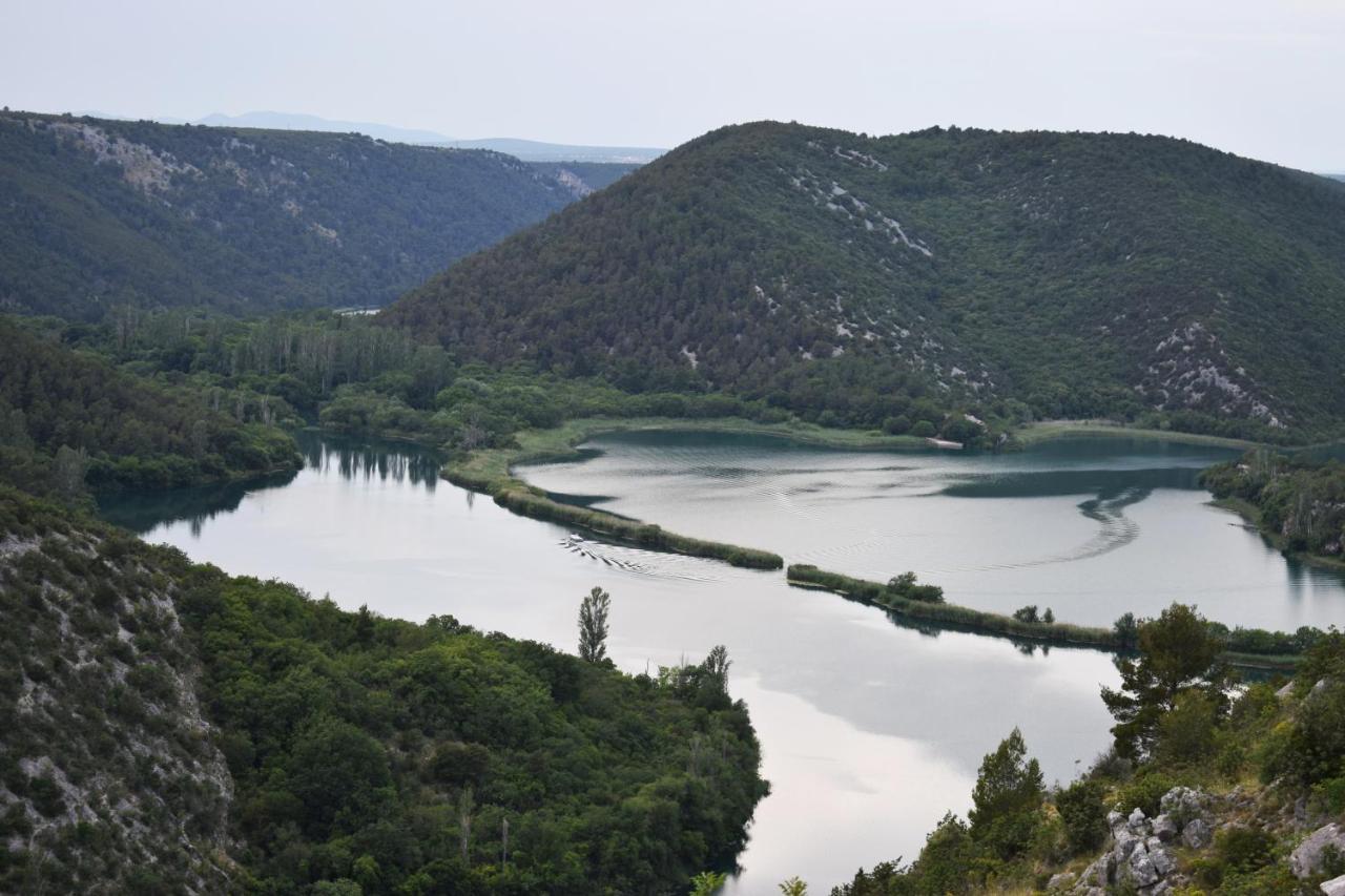 Hotel Matanovi Dvori-Krka National Park à Lozovac Extérieur photo