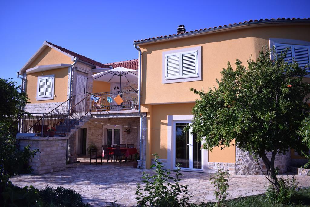 Hotel Matanovi Dvori-Krka National Park à Lozovac Extérieur photo